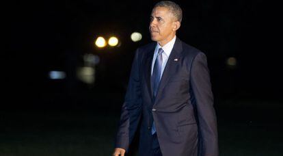 Barack Obama, al regresar a la Casa Blanca tras cenar en Nueva York con Ana Wintour en una cena para recaudar fondos.