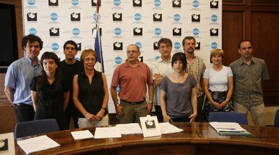 Nuevo equipo de gobierno del Ayuntamiento de San Sebastián. En el centro, Juan Carlos Izagirre, alcalde de la corporación.