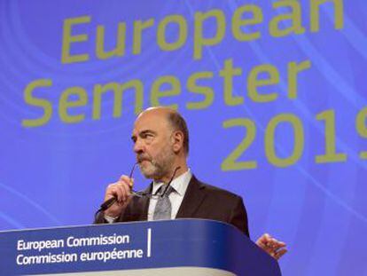 La Comisión Europea aconseja tomar nuevas medidas que aseguren las pensiones y alerta de la creciente ciudadanía “en riesgo de pobreza y exclusión social”