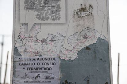 Panel de la ruta dedicada a Valle-Incl&aacute;n en Vilanova de Arousa, su localidad natal.