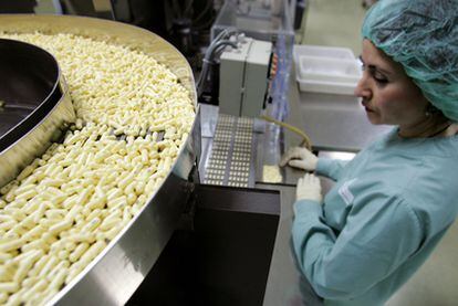 La venta de medicamentos en España ronda los 15.000 millones anuales.