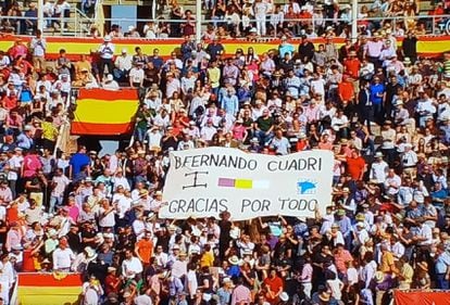 Pancarta que aficionados del tendido 7 mostraron en Las Ventas el 13 de junio de 2019.