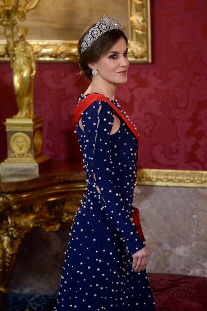 La reina Letizia, en la cena de estado en honor al presidente de Portugal, Marcelo Rebelo de Sousa, en  2018.