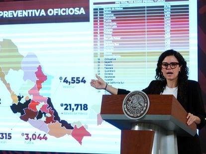 Luisa María Alcalde, secretaria de Gobernación, habla sobre la Reforma a la Prisión Preventiva, durante una conferencia en Palacio Nacional.