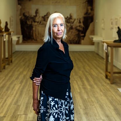 Gloria Moure, en la exposición de Medardo Rosso, en la Fundación Mapfre de Madrid.