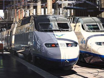 Trenes del AVE en Atocha.