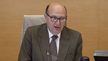 El presidente del Tribunal de Cuentas, Ramón Álvarez de Miranda, en el Congreso de los Diputados.