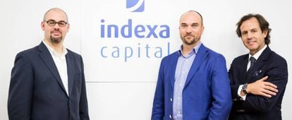 El equipo fundador de Indexa Capital, Unai Ansejo, François Derbaix y Ramón Blanco.