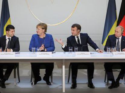 La cumbre de los líderes ruso y ucranio con Macron y Merkel debate salidas a la última guerra europea