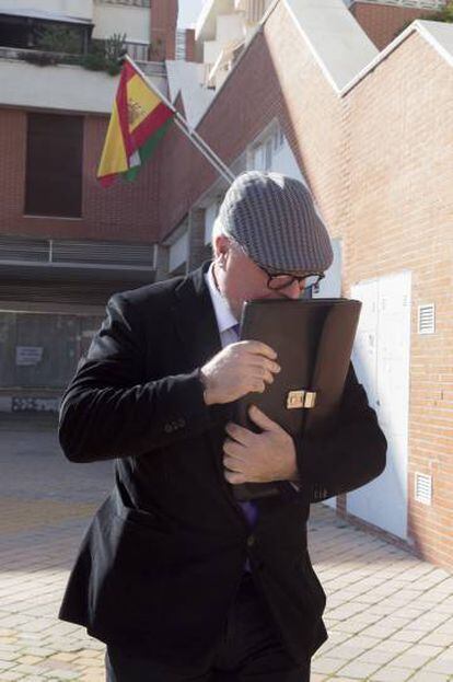 El comisario Villarejo sale del juzgado de Estepona, en una imagen de archivo.