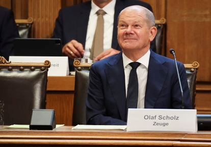 El canciller alemán, Olaf Scholz, durante su comparecencia como testigo, el 19 de agosto, en la comisión parlamentaria que investiga un escándalo bancario en Hamburgo.