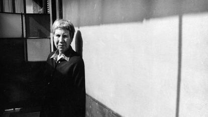 Natalia Ginzburg, en una imagen sin datar de los años ochenta.