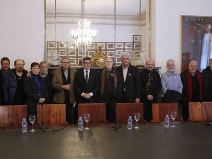 Fundadores de la plataforma Seguir creando, en una reunión con Patxi López.