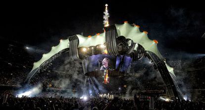 El escenario de U2 en Barcelona con su gira 360&ordm;. 