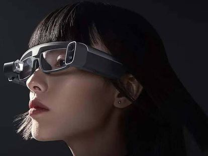 Xiaomi apuesta por la realidad aumentada: nuevas gafas que incluyen cámara