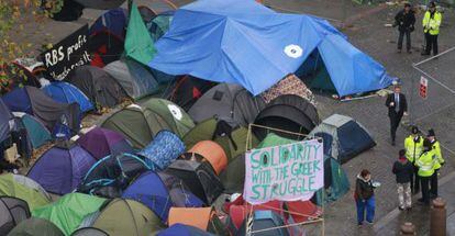 El campamento de indignados en las inmediaciones de San Pablo.