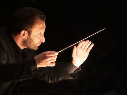 Kirill Petrenko, durante un reciente ensayo con la Orquesta de la &Oacute;pera Estatal de Baviera.