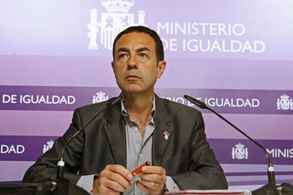 El delegado del Gobierno de Igualdad de Género, Miguel Lorente, presentando el informe 'Igualdad y prevención de la violencia de género en la adolescencia y juventud'.