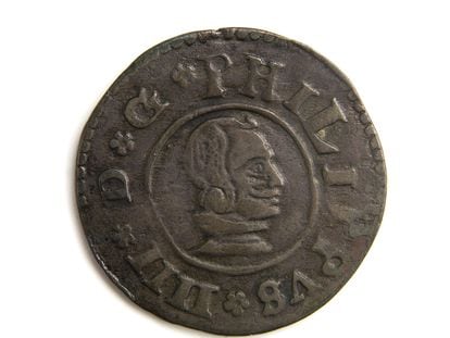 Moneda de 16 maravedís con el retrato de Felipe IV.