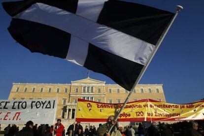 Manifestaci&oacute;n contra los recortes el domingo en Atenas.