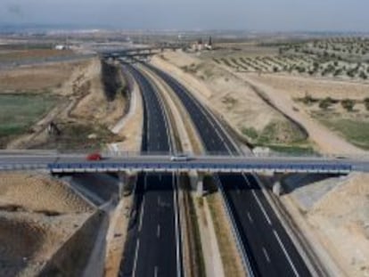 Panor&aacute;mica de la autopista madrile&ntilde;a radial 3.