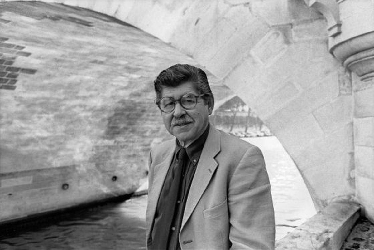 Bryce Echenique gana el premio FIL de Guadalajara 2012 Cultura EL PAÍS