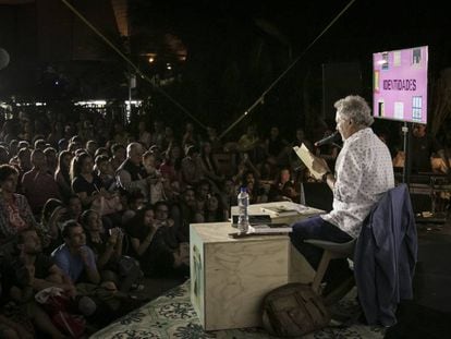 Lectura de H&eacute;ctor Abad Faciolince en la Fiesta del Libro de Medell&iacute;n. 