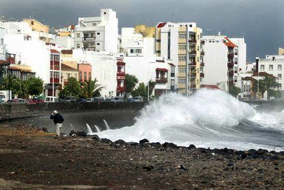 La tormenta tropical "Delta", llegó a Canarias en 2005 con vientos de hasta 100Km/h.