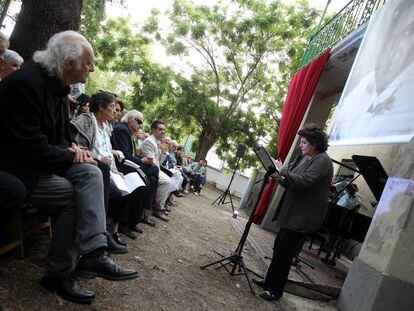 La actriz Charo L&oacute;pez, en el homenaje a Garc&iacute;a Lorca en la casa de Vicente Aleixandre, en Madrid.