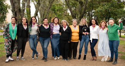 Una parte de las mujeres del colectivo que busca llegar al Congreso de Colombia