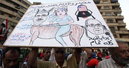 Caricaturas de los dos candidatos presidenciales egipcios.