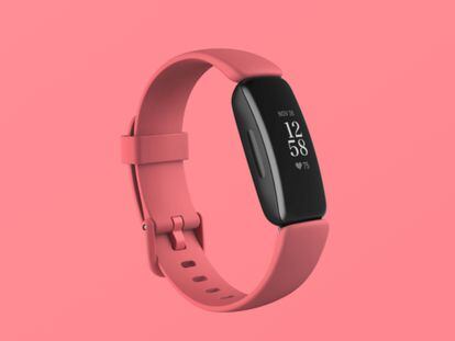 Elegimos la pulsera de actividad Fitbit Inspire 2 con su precio más bajo en Amazon y otros cuatro chollos más de Black Friday.