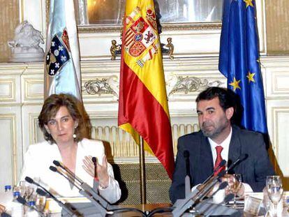 La secretaria de Estado de Cooperación, Ana Leiva, y Anxo Quintana, ayer en Madrid.