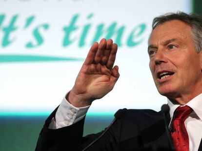 Tony Blair en una intervenci&oacute;n en el Foro Sierra Leona de Comercio e Inversi&oacute;n celebrado en Londres en 2009. 