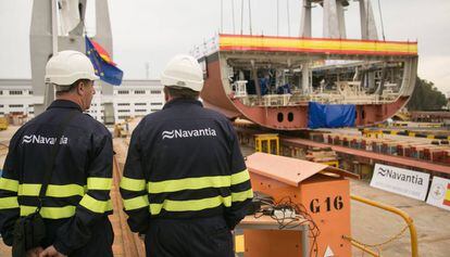 Dos empleados de Navantia. 