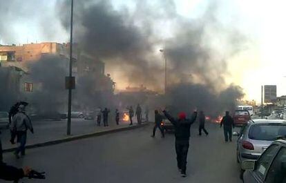 Protesta en contra del referéndum en Jobar (Damasco).