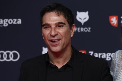 El productor Javier Pérez Santana posa en la alfombra roja previa a la gala de la 10ª edición de los Premios Feroz, en el Auditorio de Zaragoza, el pasado domingo.