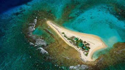Vista aérea de Sandy Island, una isla en Anguilla