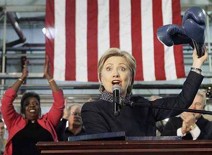 Hillary Clinton se dirige a sus seguidores en un acto electoral celebrado el jueves en el Estado de Ohio.