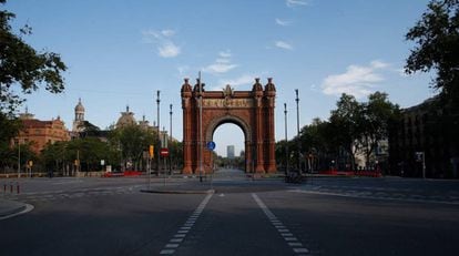 Arco del Triunfo de Barcelona, durante el estado de alarma.
