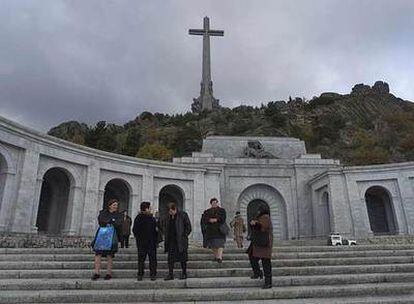Entrada a la basílica del Valle de los Caídos, donde está enterrado el dictador Francisco Franco.