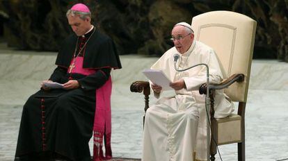 El papa Francesc durant l'audiència general d'avui al Vaticà.