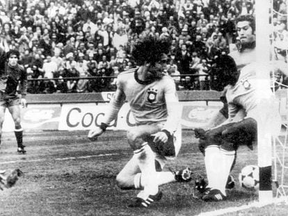Cardeñosa falla un gol ante Brasil en el Mundial de 1978 (Argentina).
