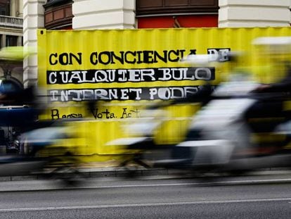 Cartel de Greenpeace en Madrid con el mensaje: 