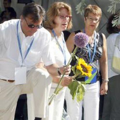 Familiares de los 154 fallecidos en el avión de Spanair en el aniversario del siniestro