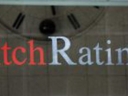 En la imagen, fachada de la sede de la agencia de calificaci&oacute;n Fitch Ratings en Nueva York (Estados Unidos). EFE/Archivo