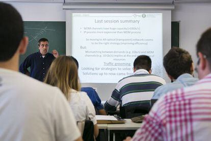 Clase en inglés en la Universidad Politécnica de Cataluña, en Barcelona.