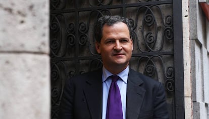 Sergio Jaramillo, Alto Comisionado para la Paz en Colombia, en una calle de Madrid.