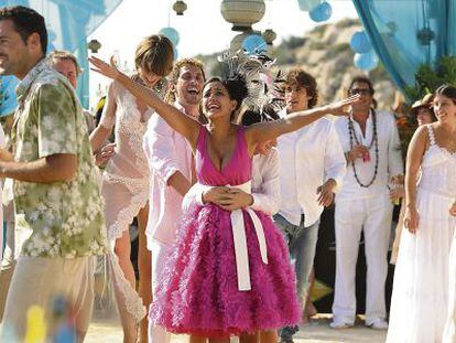 Fotograma de &#039;Tres bodas de m&aacute;s&#039;, de Javier Ruiz Caldera. 