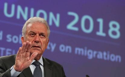 El comisario de Interior, Dimitris Avramópoulos, explica el 13 de septiembre las nuevas medidas para reforzar las fronteras de la UE.
